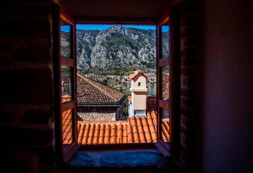 اتاق استاندارد با چشم‌انداز دریا, Antika Guesthouse