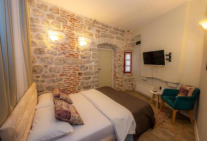 اتاق استاندارد, Antika Guesthouse