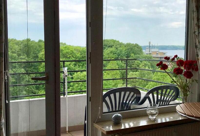 Апартаменты 1 Спальня с Балконом, Gluecksburg 2 _ Ferienwohnung 3822