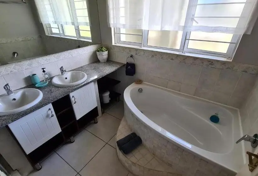 スイート（家族用）, Shaka S Seat Guesthouse