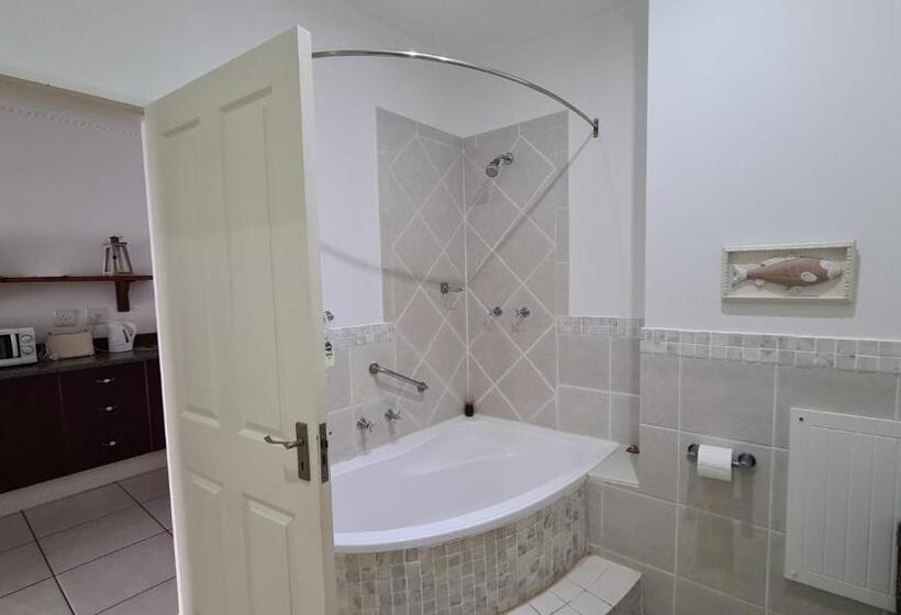 سوییت با چشمانداز دریا, Shaka S Seat Guesthouse