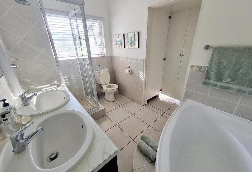 اتاق استاندارد با بالکن و چشمانداز دریا, Shaka S Seat Guesthouse