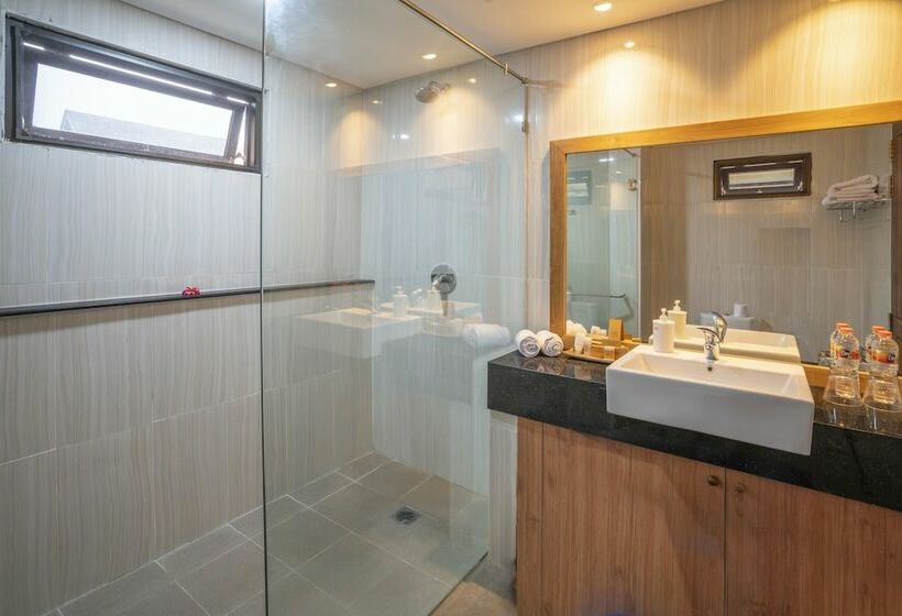 اتاق لوکس با چشم‌انداز باغ, The Salila Beach Resort