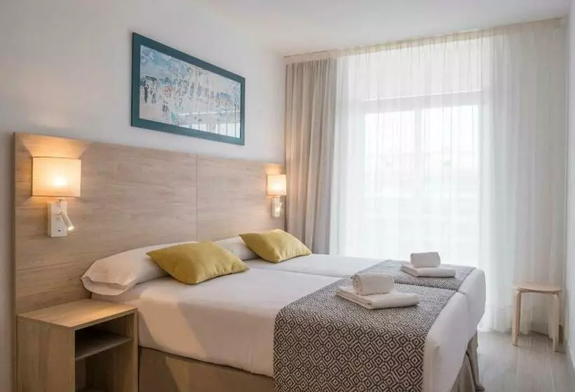 ２ベッドルーム家族用アパートメント, Aparthotel Cye Holiday Centre