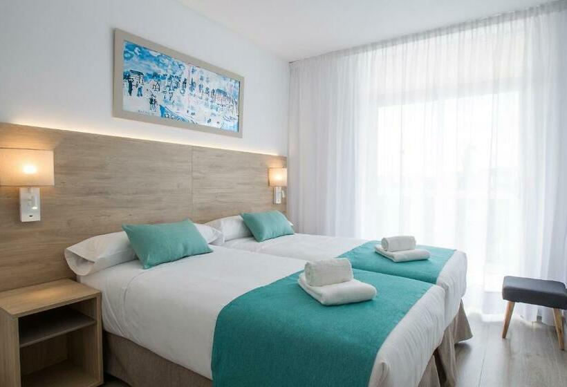 Семейные Апартаменты 3 Спальни, Aparthotel Cye Holiday Centre