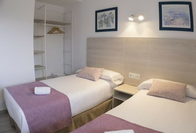 Семейные Апартаменты 3 Спальни, Aparthotel Cye Holiday Centre