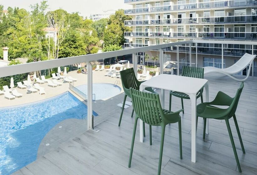 Апартаменты Premium 2 Спальни, Aparthotel Cye Holiday Centre