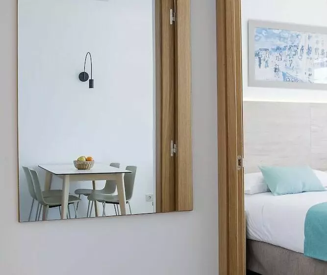 プレミアム２ベッドルームアパート, Aparthotel Cye Holiday Centre