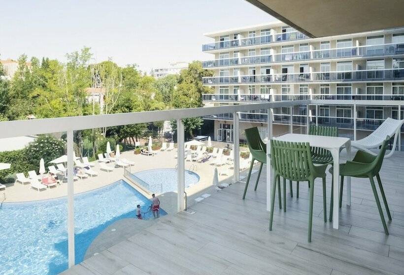 Апартаменты Premium 2 Спальни, Aparthotel Cye Holiday Centre