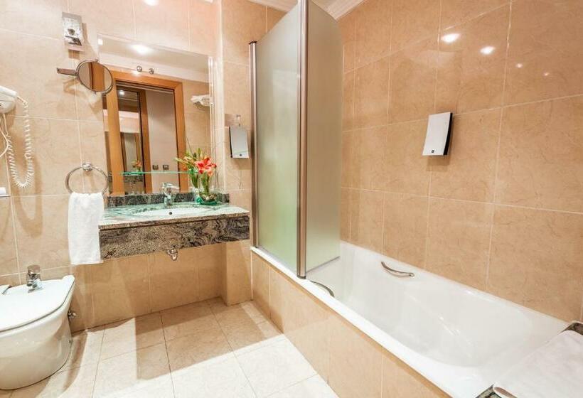 غرفة قياسية, Bardo Recoletos Coco