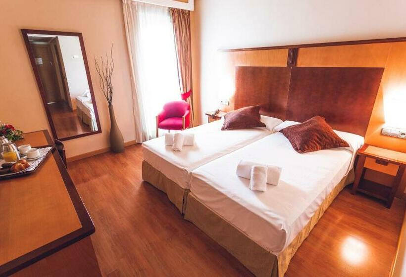 غرفة قياسية, Bardo Recoletos Coco