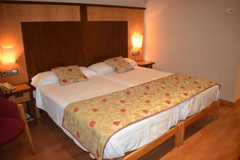 غرفة قياسية, Bardo Recoletos Coco