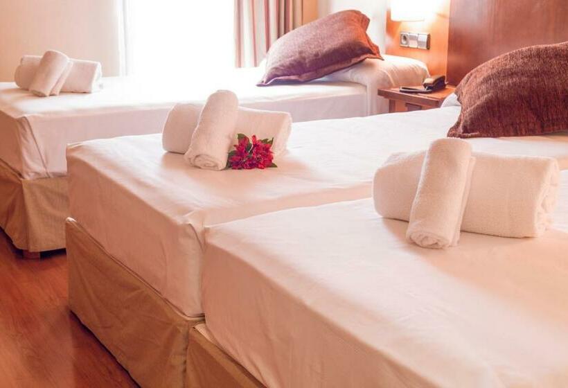 غرفة قياسية ثلاثية, Bardo Recoletos Coco