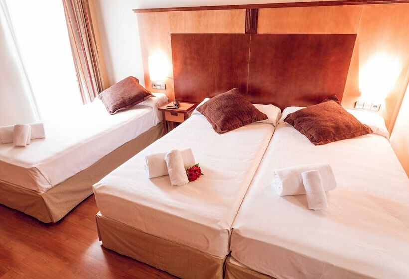 غرفة قياسية ثلاثية, Bardo Recoletos Coco