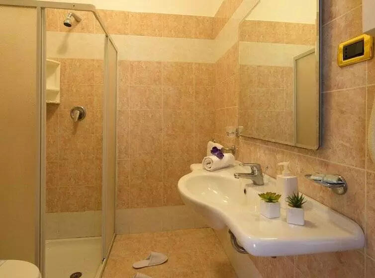 اتاق استاندارد, Accommodation Corallo