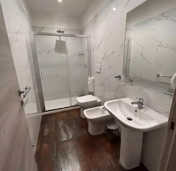 اتاق لوکس, Accommodation Corallo