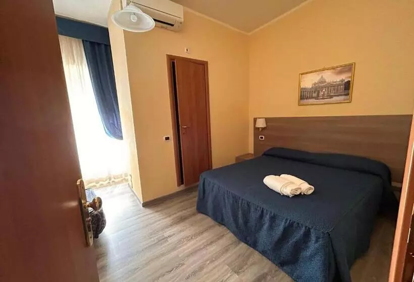 اتاق لوکس, Accommodation Corallo