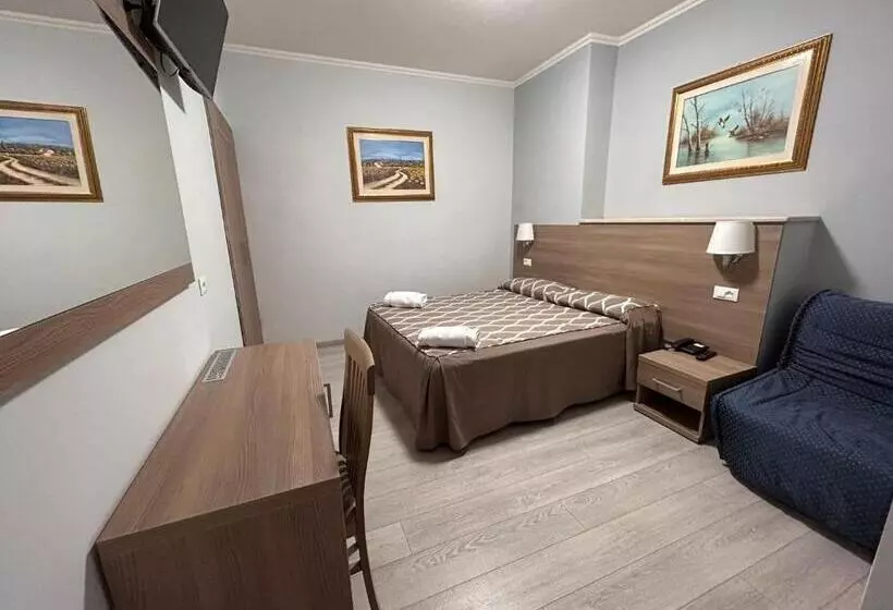 اتاق سوپریور سه تخته, Accommodation Corallo
