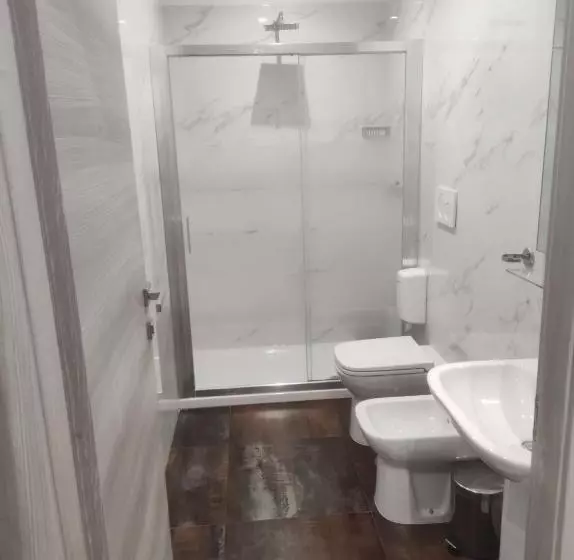 Economy Triple Room, Accommodation Corallo