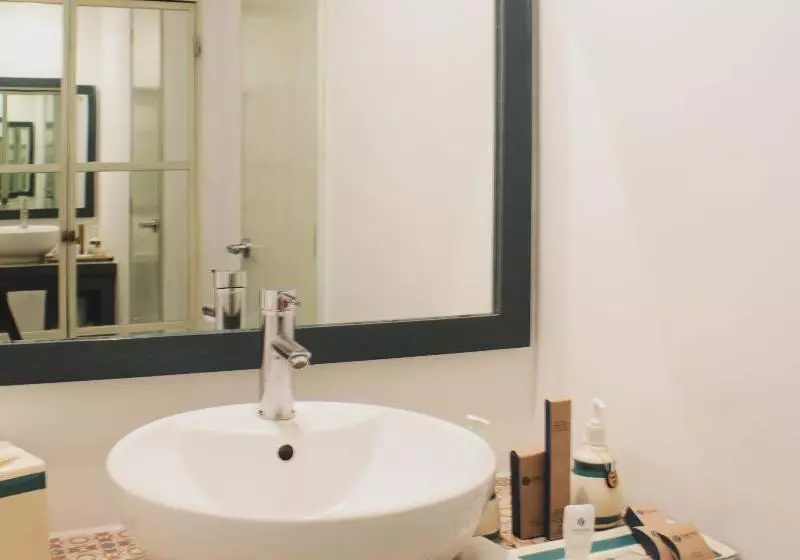 اتاق راحتی, C Hotels Club