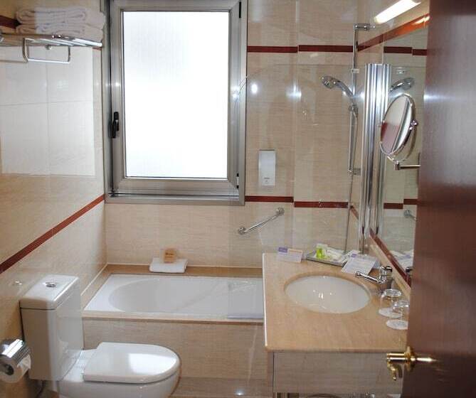 اتاق استاندارد یک نفره, Gran Hotel De Ferrol