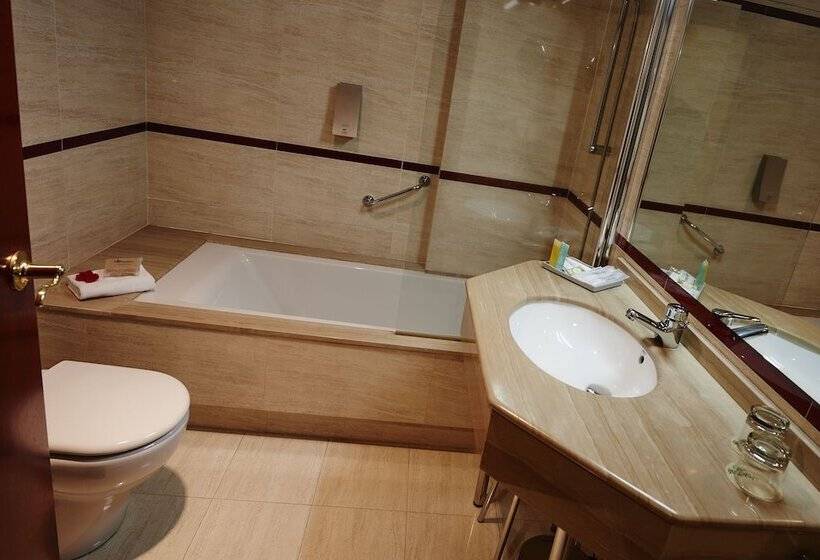 اتاق خانوادگی, Gran Hotel De Ferrol