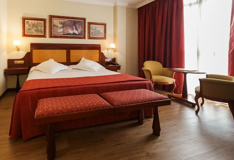 Люкс, Gran Hotel De Ferrol