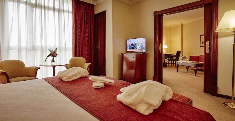 Люкс, Gran Hotel De Ferrol