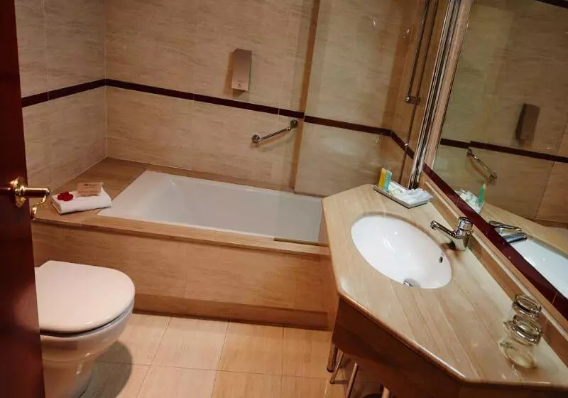 اتاق استاندارد یک نفره, Gran Hotel De Ferrol
