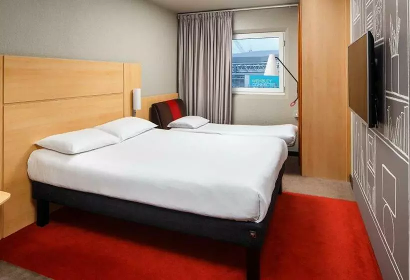 Perhehuone, Ibis London Wembley