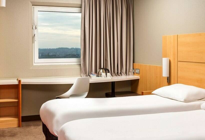 Семейный Номер, Ibis London Wembley