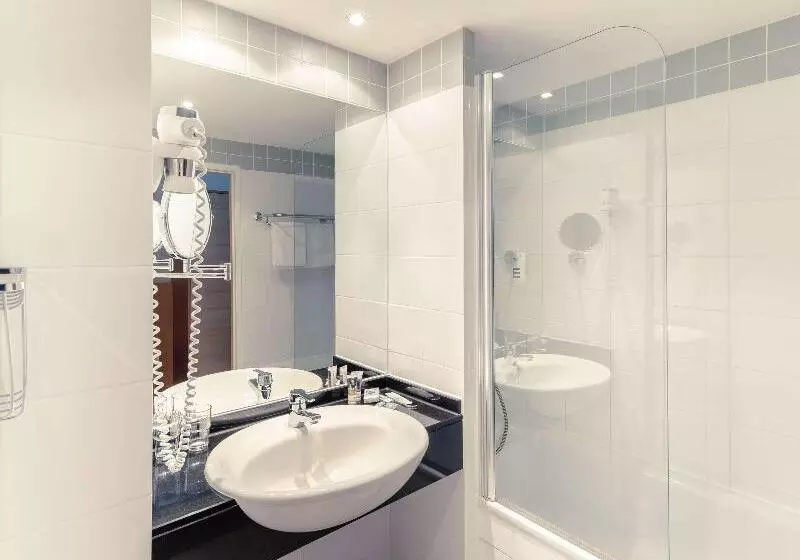 キングサイズベッドのスーペリアルーム, Mercure Hotel Schweinfurt Maininsel