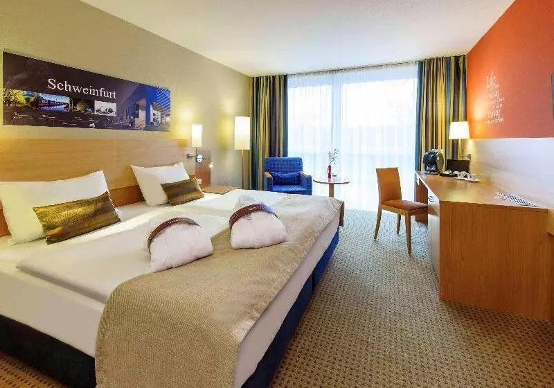 キングサイズベッドのスーペリアルーム, Mercure Hotel Schweinfurt Maininsel