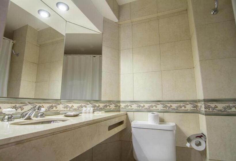 スタンダードルーム, Milan