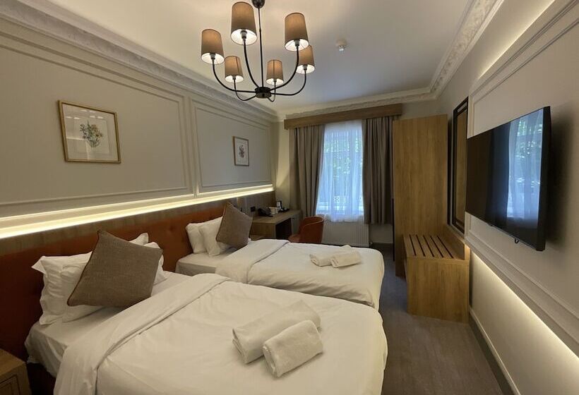 스탠다드 룸, Old Mill Hotel & Lodge