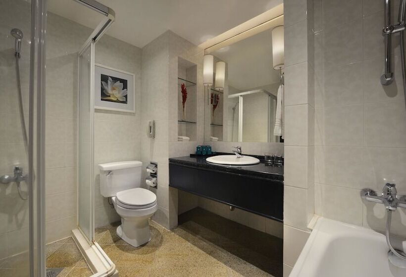 Номер Superior, Parkroyal Saigon