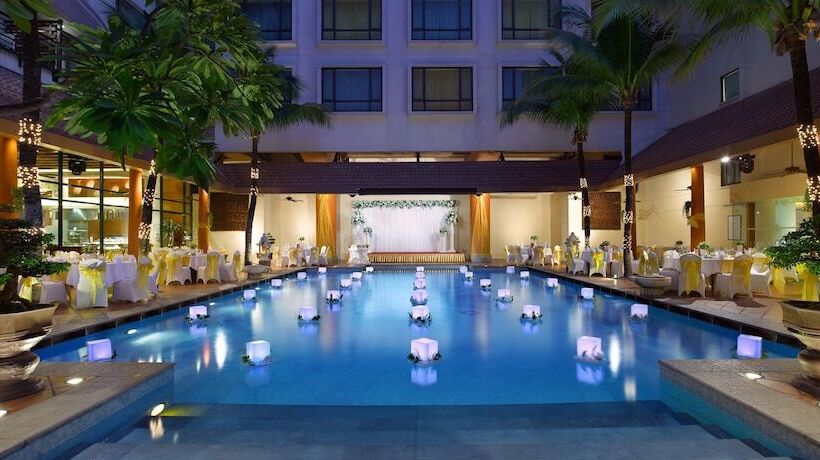 Номер Deluxe, Parkroyal Saigon