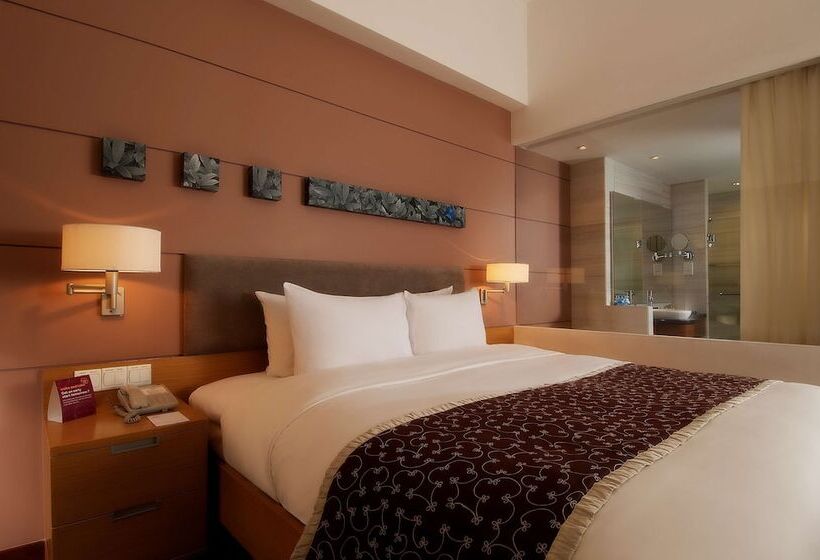 Номер Клуб, Parkroyal Saigon