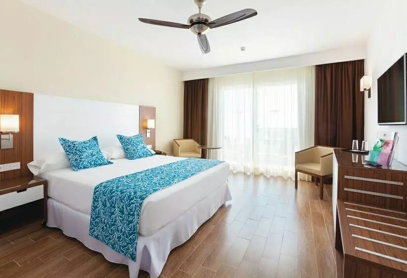 Standard-huone Allasnäkymä, Hotel Riu Arecas - Adults Only