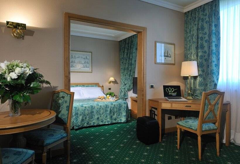 סוויטת ג'וניור, Royal Garden