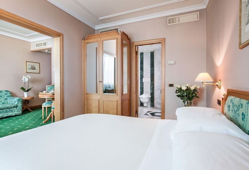 סוויטת ג'וניור, Royal Garden