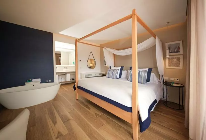 Deluxe Suite Sea View, Son Caliu Spa Oasis