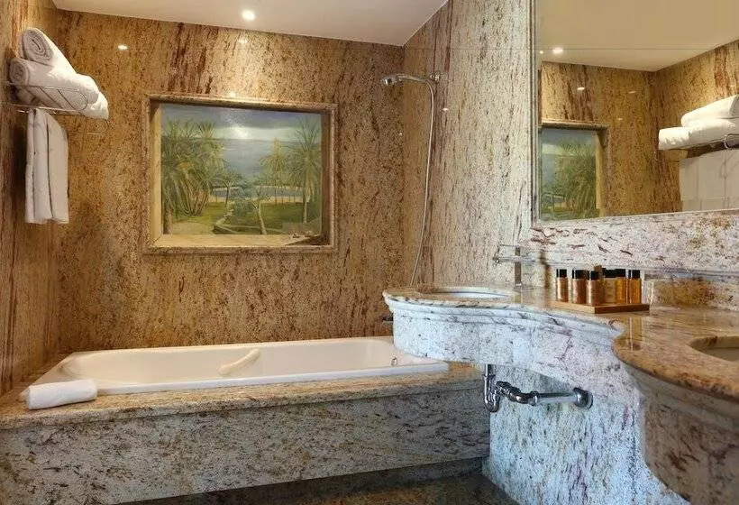 سوییت با چشم‌انداز دریا, Son Caliu Spa Oasis