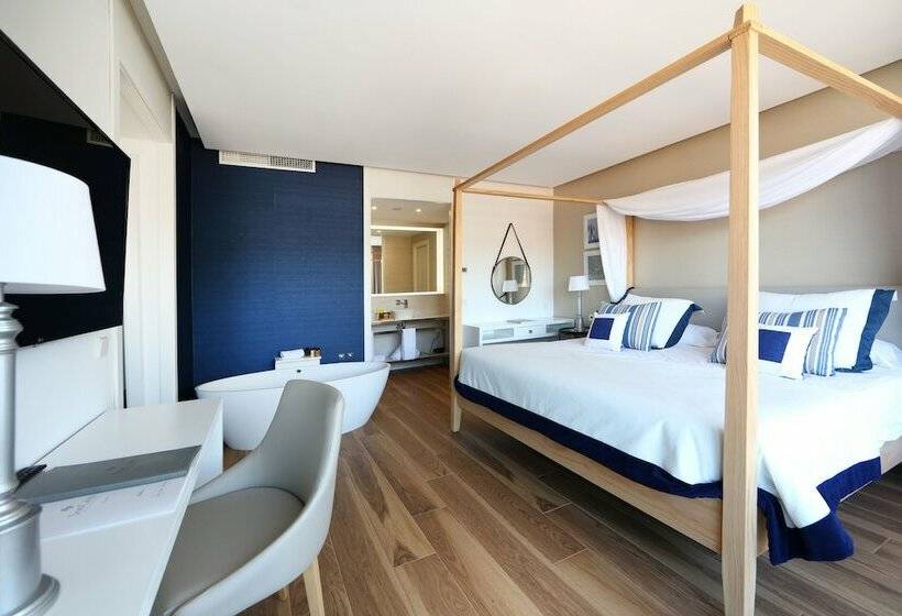 Deluxe Suite Sea View, Son Caliu  Spa Oasis