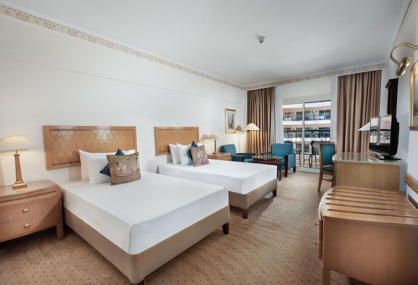 Classic Interior Room, Steigenberger Nile Palace Luxor   Convention Center