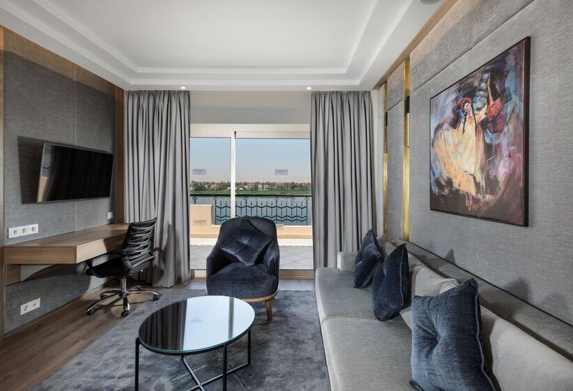 سوییت خانوادگی, Steigenberger Nile Palace Luxor   Convention Center