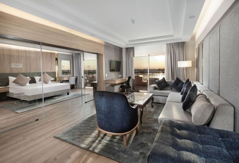 سوییت اجرایی, Steigenberger Nile Palace Luxor   Convention Center