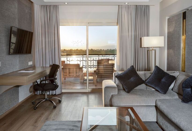 سوییت اجرایی, Steigenberger Nile Palace Luxor   Convention Center