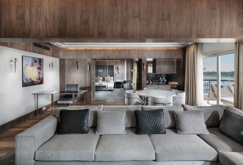 سوئیت پرزیدنت, Steigenberger Nile Palace Luxor   Convention Center