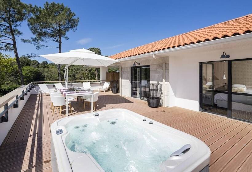 سوییت اجرایی, Thalazur Arcachon